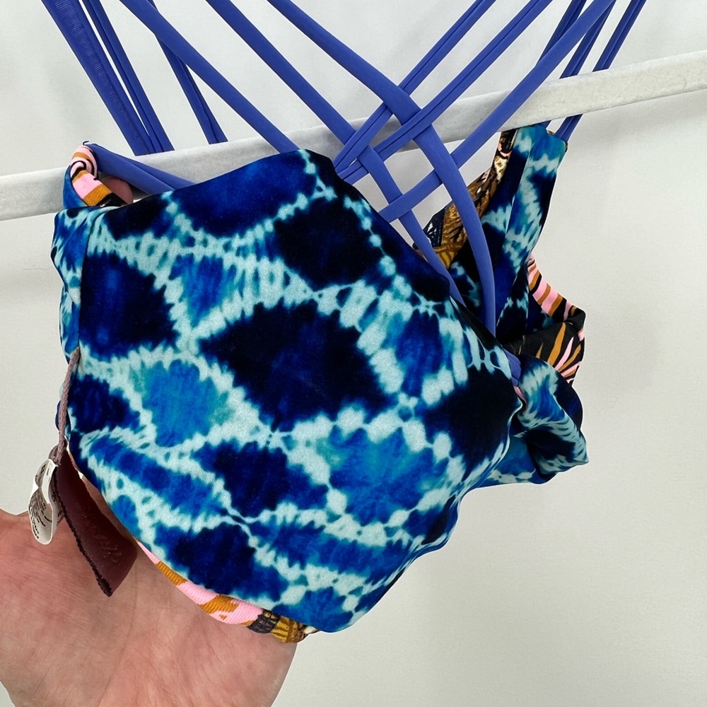 Maaji Rally Racers reversible bikini top - Picture 10 of 10